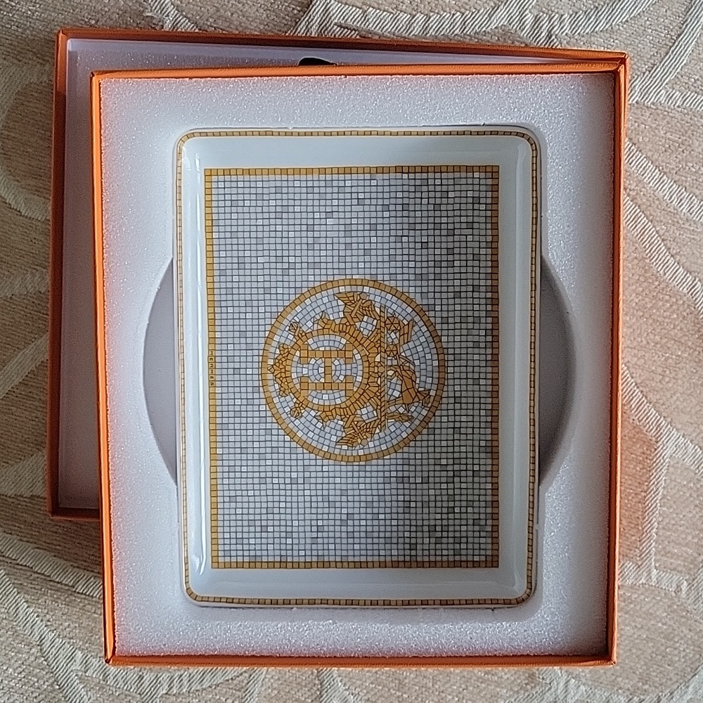 Hermes mosaique Au 24 gold small tray